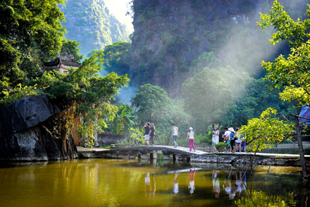 Cảnh sắc hữu tình ở chùa Bích Động